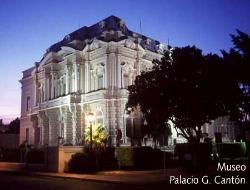tour yucatan easy mexico museo palacio canton merida